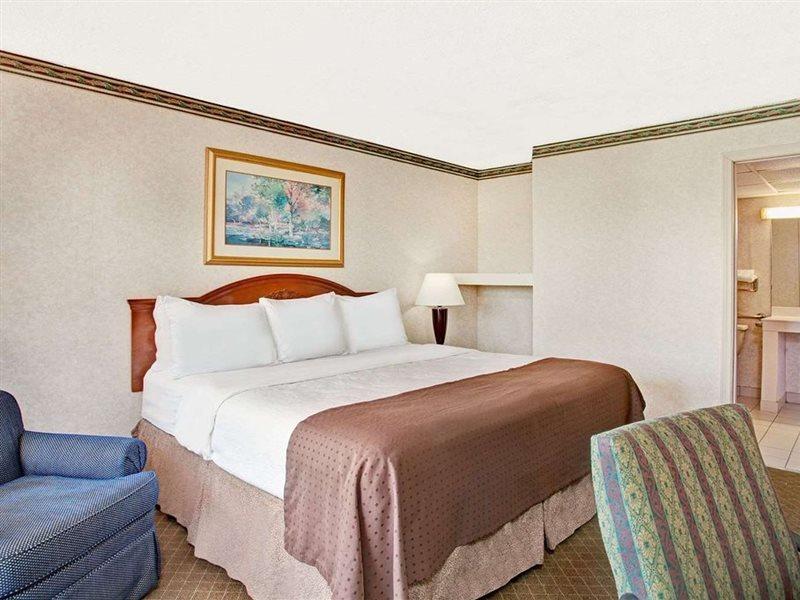 Days Inn By Wyndham Forrest City Kültér fotó