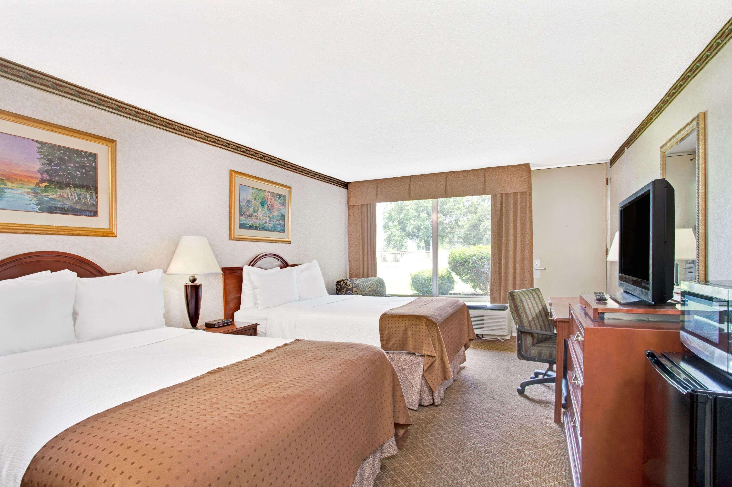 Days Inn By Wyndham Forrest City Kültér fotó