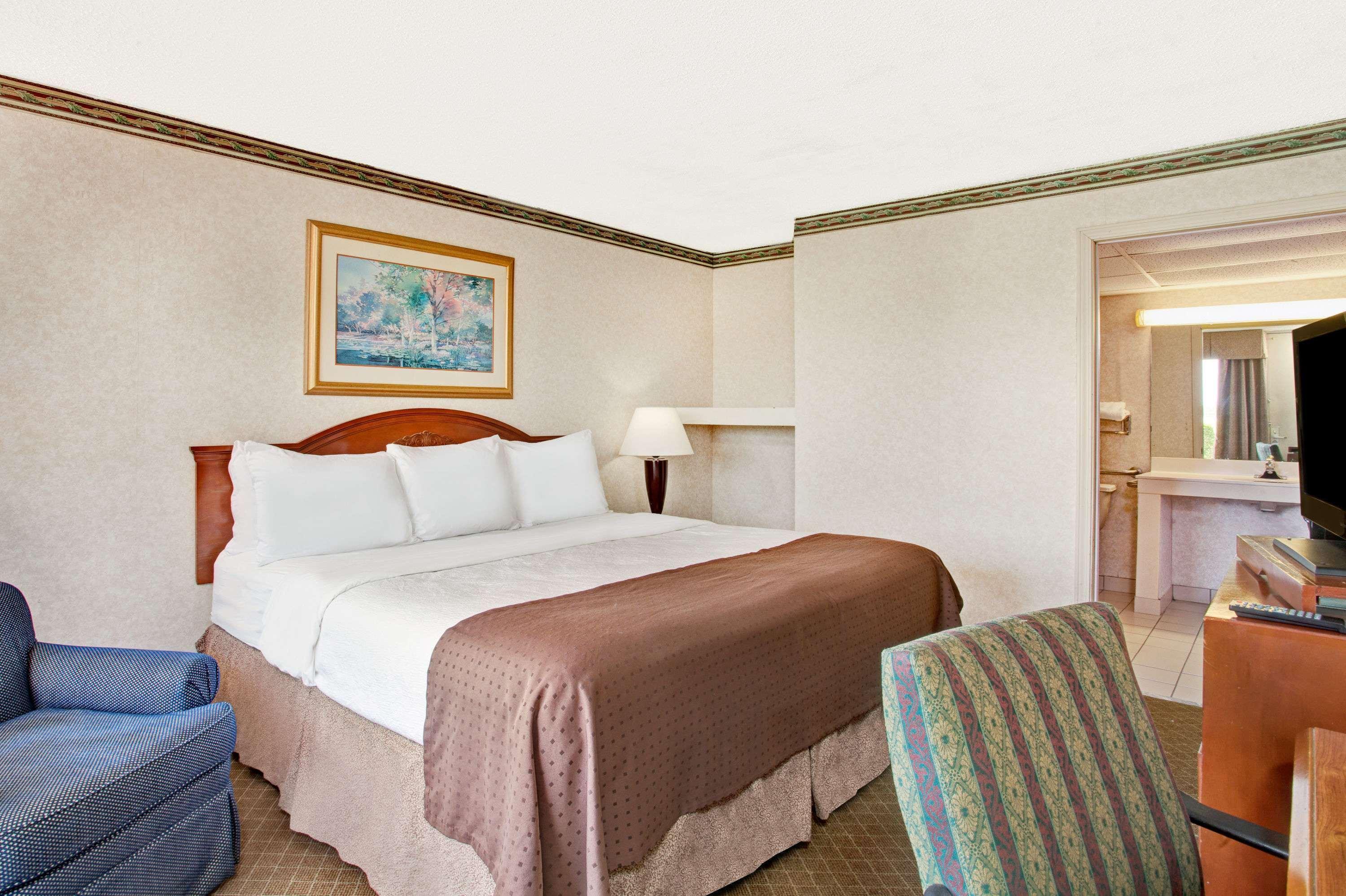 Days Inn By Wyndham Forrest City Kültér fotó