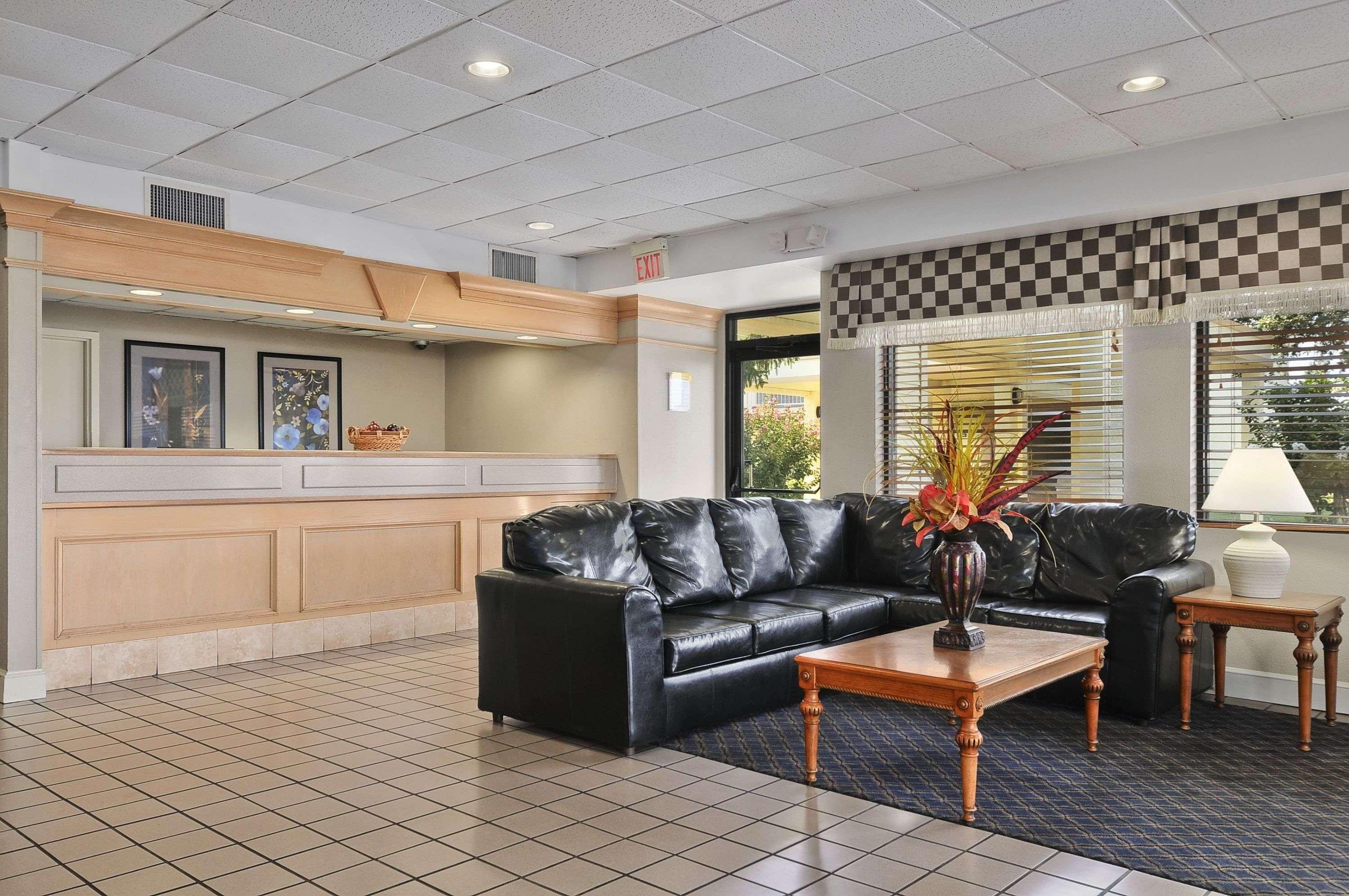 Days Inn By Wyndham Forrest City Kültér fotó